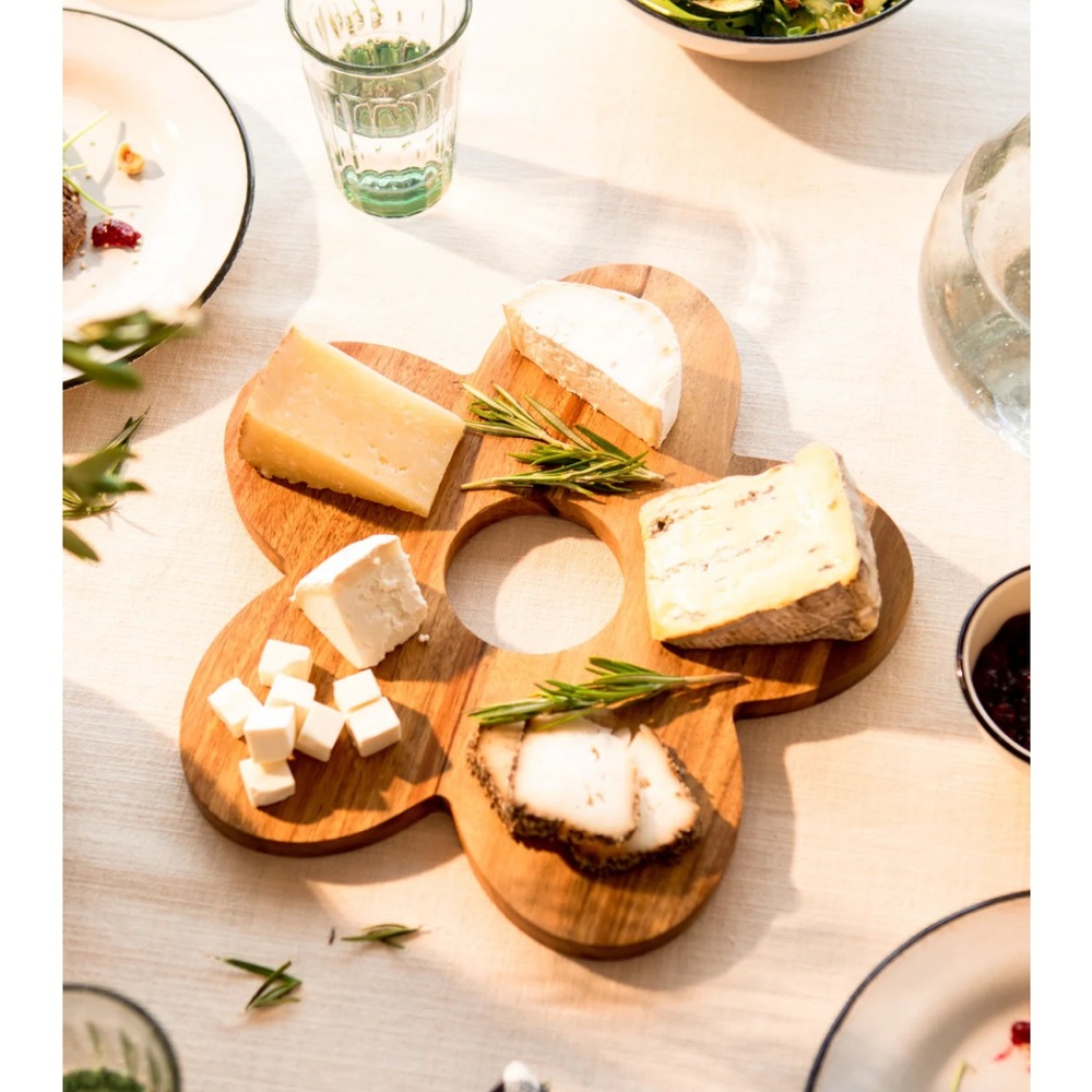 Daisy serving board acacia charcuterie boho dinner party